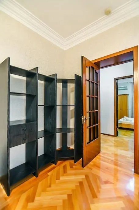 Apartment In The Full Center Baku