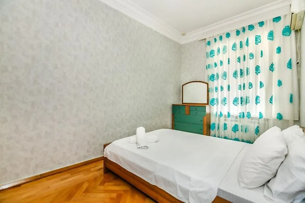 Apartment In The Full Center Baku