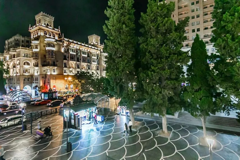 Apartment In The Full Center Baku